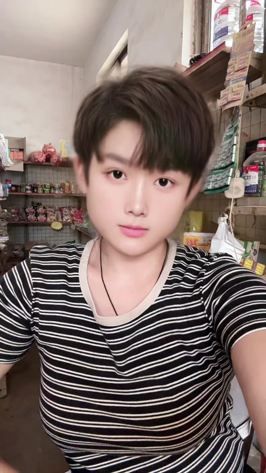 假如我是男生 #被自己迷倒 有当小白脸的潜质