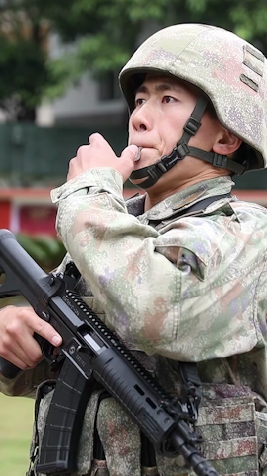 东部战区环岛军演导弹发射 - 抖音