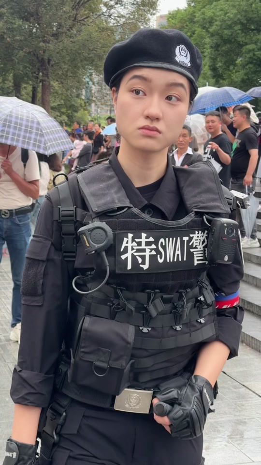 毛毛特警生活照