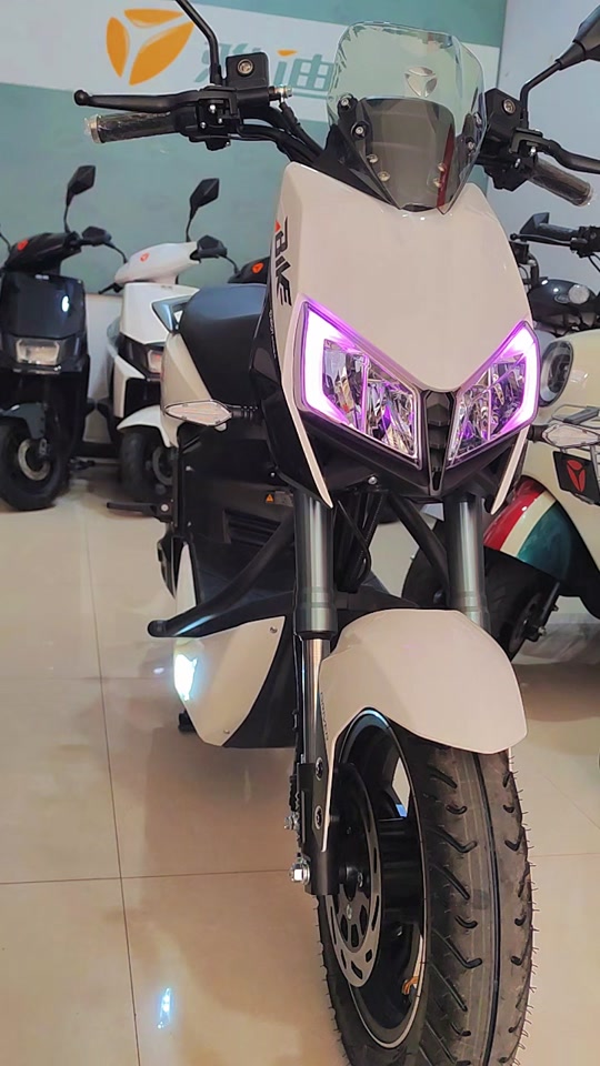 雅迪x5死神之镰上车效果 - 抖音