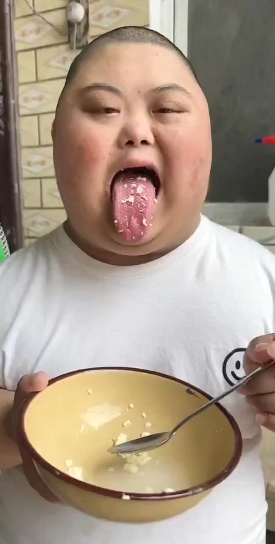 唐氏小鸭哥名场面