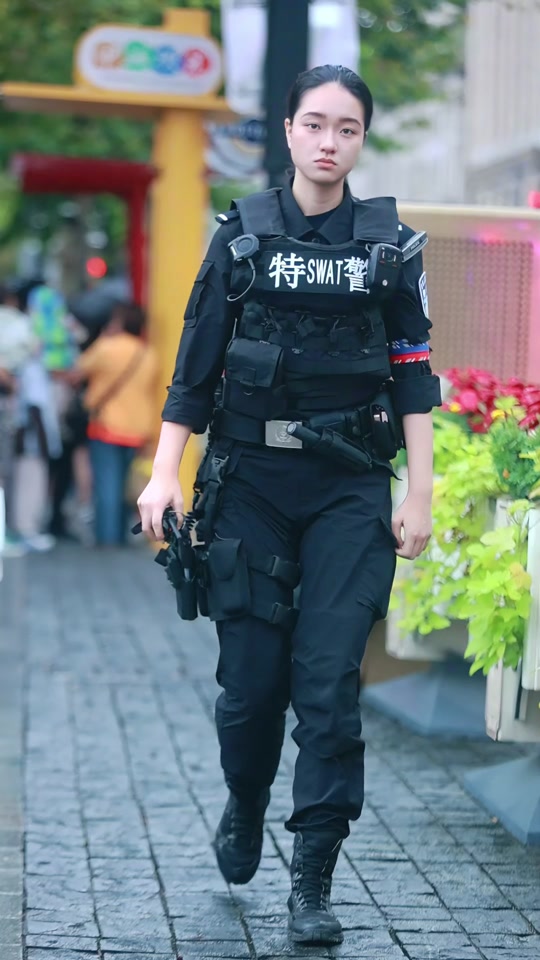 毛毛特警生活照