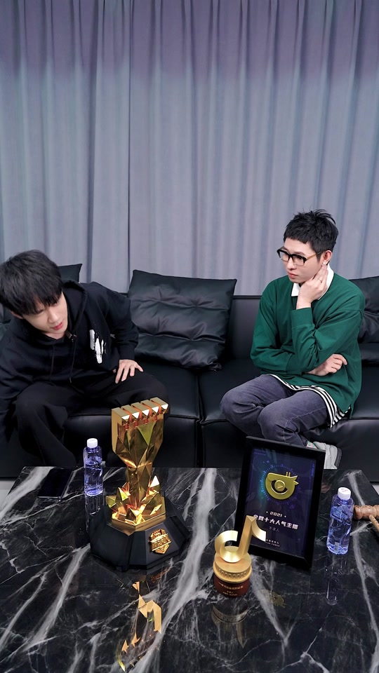 大白已经签约和平精英了 - 抖音