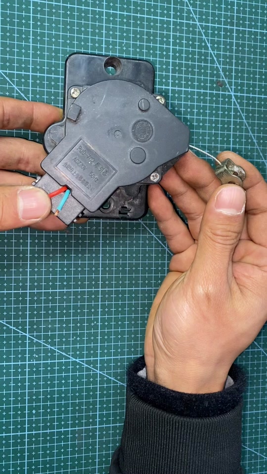 洗衣机排水牵引器内部齿轮安装图_洗衣机排水牵引器维修_洗衣机排水