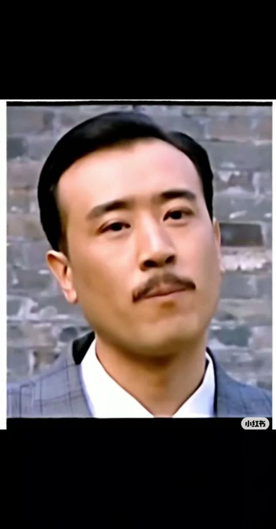 ai于和伟吐痰口型