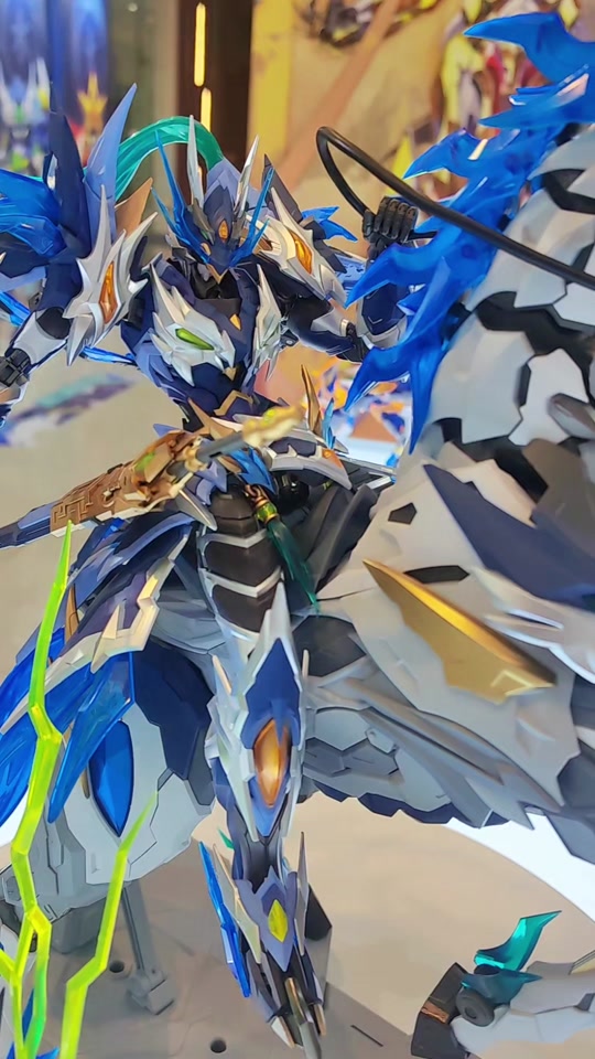 摩动核赵云宣传图对比 - 抖音