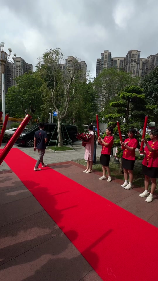 金九月饼创始人子女