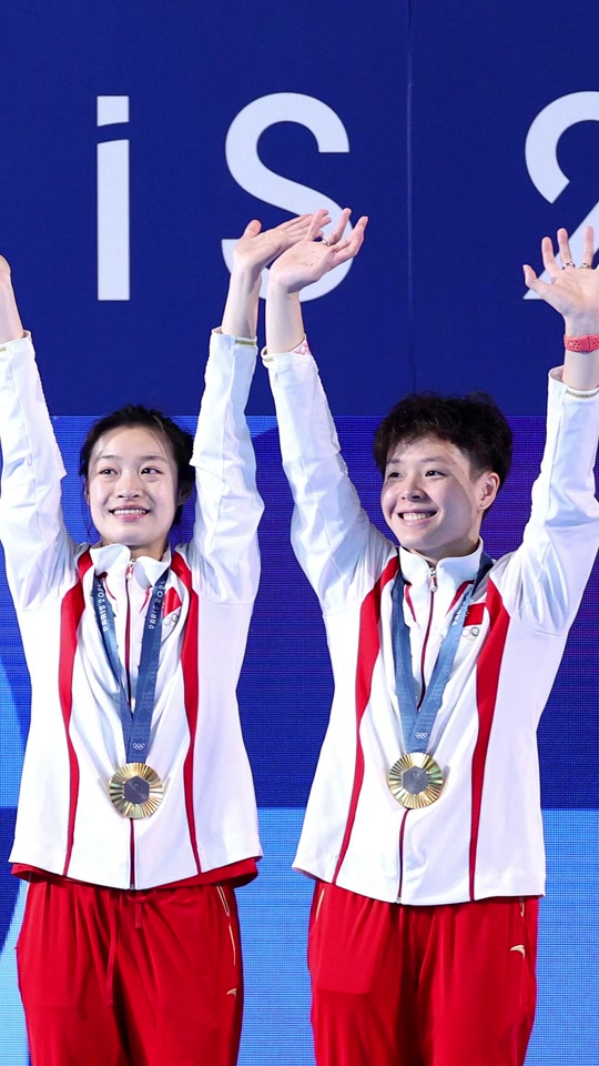 东京奥运会女子双人3米跳板冠军是谁 - 抖音