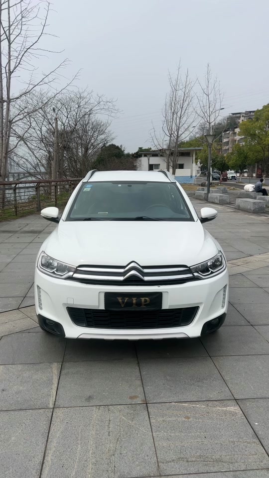 16款雪铁龙c3xr带中控屏吗 - 抖音