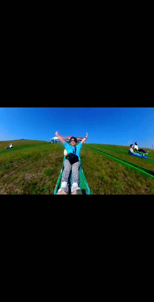 呼伦贝尔大草原 #总要去一次呼伦贝尔 #乌兰山滑草