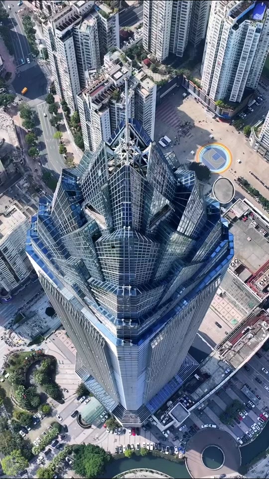 温州地标建筑"披"上粉色碎花裙