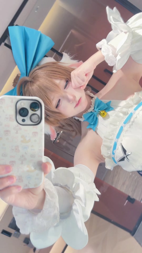 艾雅法拉抱枕