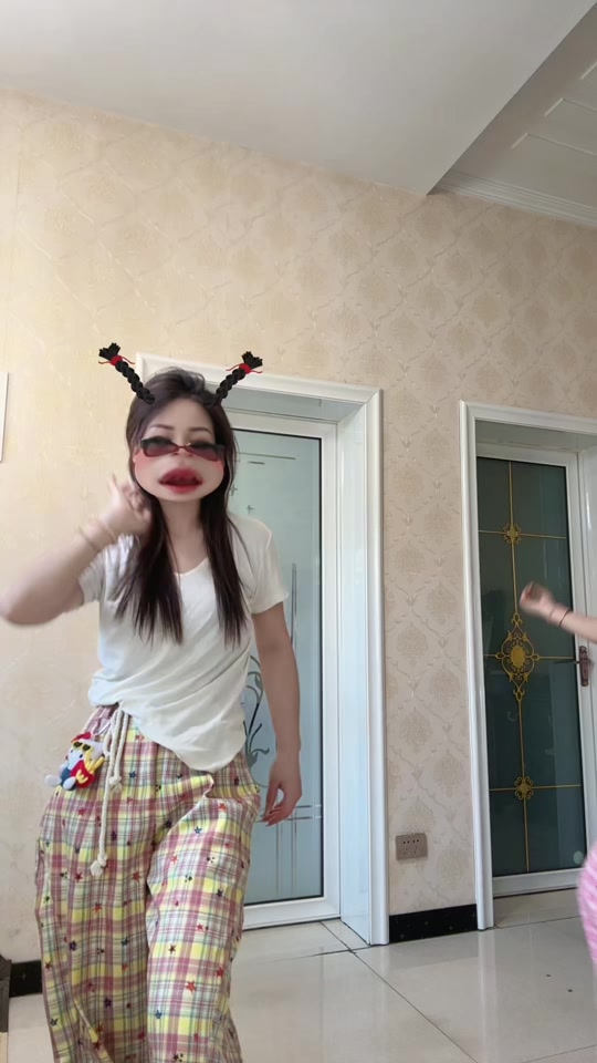 快乐的小青蛙手势舞