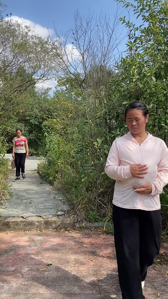 帮我系鞋带是什么电影