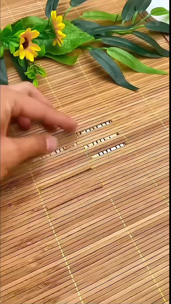 简单一贴就可以了,#修补#简单方便#日物翻新#凉席修补贴