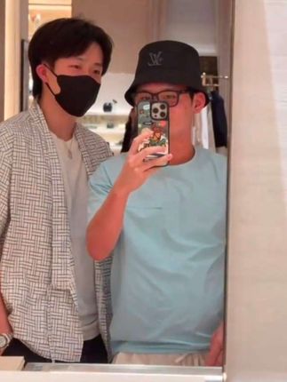 #王楚钦10900分世排第一 ##王楚钦拼到低血糖 #王皓家小海螺追星王楚钦成功了#小孩哥看王楚钦比赛看哭了#王楚钦愿这份不放弃传递给每个人