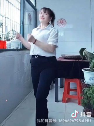 又是国庆小长假啦,年复一年,日复一日,就这样慢慢的过老啦!上班以来这次假期最多,记录下25的国庆假期