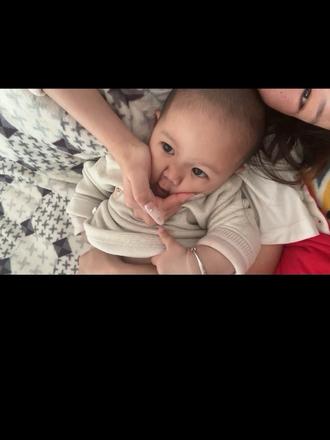 根本不想起床就想躺在床上#上热搜 #助手抖音 #一家人的生活日常