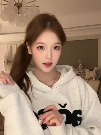 好饱今天又去吃胡恰了😋#萌妹子 #耍帅