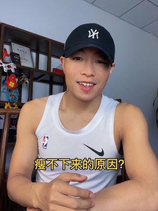 行走的荷尔蒙大兵(早晨6点半晚上7点半)