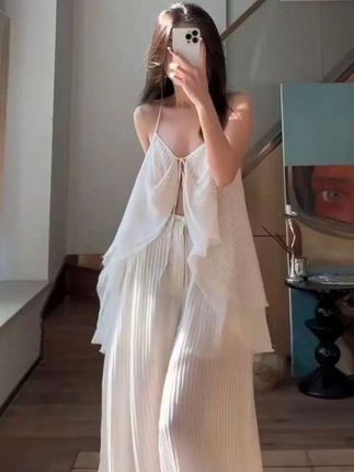 #穿搭 #气质穿搭 #美出高级感 #谁穿谁好看 #气质这一块拿捏死死的