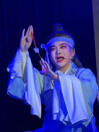 好消息好消息,台州越海越剧团来象山石浦马盘村演出啦!9月23日开始,快分享给身边戏迷朋友吧让更多人感受戏曲的魅力#台州越海越剧团 #青年戏曲传播者 #弘扬戏曲文化