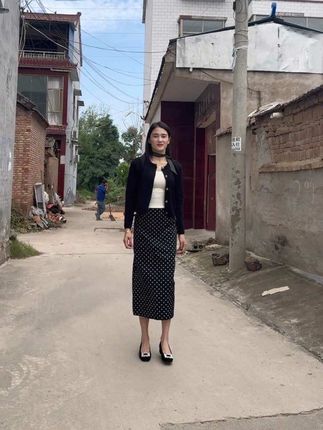 我若提笔写遗憾,年少无知定姻缘~坎坎坷坷这些年,心力交瘁日如年~#套装#穿搭#气质这一块拿捏死死的 #高级感 #女装