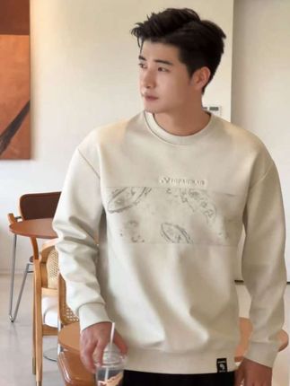 MARK FAIRWHALE/马克华菲潮牌百搭新款圆领印花男士秋季套头卫衣。#卫衣 #穿搭 #男装 #今天穿什么 #高级感穿搭