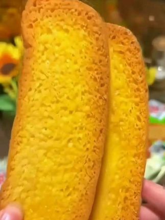 法式乳酪奶香片面包干每个都是独立包装口感酥脆奶香奶香的超好吃#无限回购的宝藏单品 #零食#零食推荐 #美食推荐 #面包干 #嘎嘣脆