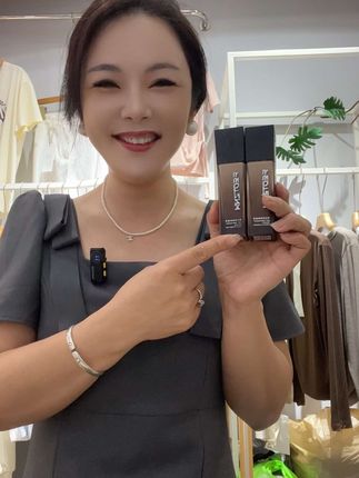 定妆粉底液,不脱妆不卡粉不油腻,不沾衣服,谢谢姐妹支持🙏🙏🙏#一起美美哒 #自用好物推荐
