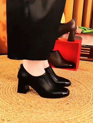 #百搭女鞋 #时尚美鞋 #女鞋穿搭 #好穿不累脚 #单鞋@DOU+小助手 @巨量千川