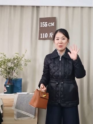#高级感穿搭 #简约大气 #减龄气质 #时尚单品 #羽绒服