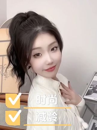 抓夹式高马尾逼真假发,女蓬松水波纹仿真人发丝网红时尚假发马尾假发 #假发 #高马尾假发 #抓夹式假发 #水波纹假发片 #假发推荐