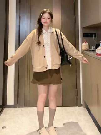 秋天约会这套也太温柔了吧☺️🍂奶茶色叠搭超爱 #出游穿搭 #温柔穿搭 #ootd穿搭 #穿搭不重样 #微胖穿搭