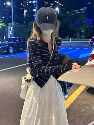 #韩系 百搭圆领条纹针织开衫女秋冬新款大码内搭外穿毛衣外套上衣潮#百搭 #开衫
