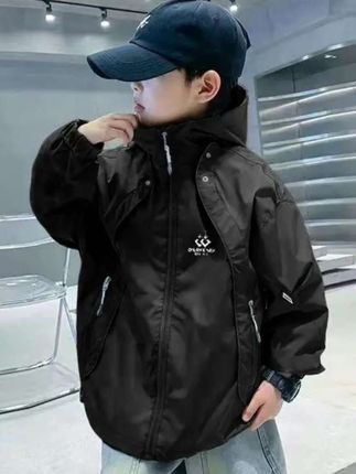 #时尚男童外套春秋季儿童风衣#新款中大童连帽衣服男孩潮流帅气#男童春秋新款风衣外套#户外穿搭 #帅气穿搭