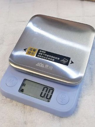 家用厨房秤电子秤小型电子称克秤高精称重烘焙食物称重电子秤#电子秤 #厨房秤 #小型电子秤 #称克秤 #秤