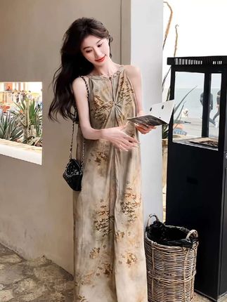 #气质连衣裙 #出游穿搭 #度假穿搭 #气质仙女裙穿搭 #长裙