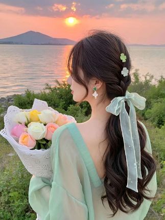 #女装穿搭 #日常搭配 2025早秋季新款新款设计感修身百搭显瘦打底衫长袖交叉不规则上衣#穿衣搭配 #上衣 #内搭外穿都好看