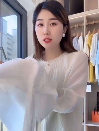 季念秋季新宽松休闲纯色百搭衬衫独特别致设计感上衣新款女装 #秋季新款时尚潮流百搭上衣