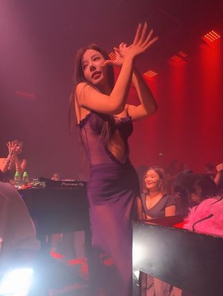 #夜生活 #演出现场 #好身材好气质 #舞台现场 #性感女神