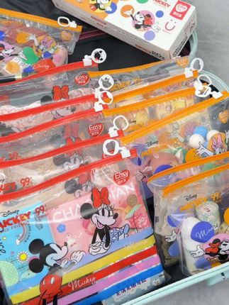 出门带娃,这个收纳袋真的太好用了,分区收纳,干净又卫生还可以反复使用#易优家收纳袋 #母婴好物#密封袋#密封收纳袋