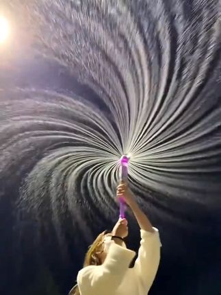 夏天这么热,给孩子安排这个#水枪 不管是游泳还是沙滩海边,都很适合#水枪大战 #放松解压 #清凉一夏
