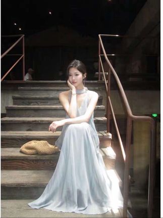 ICELOLLY【悉尼海岸】度假风无袖挂脖连衣裙女夏超好看绝美长裙子#高级感穿搭 #气质连衣裙 #优雅气质 #减龄气质 #出游穿搭
