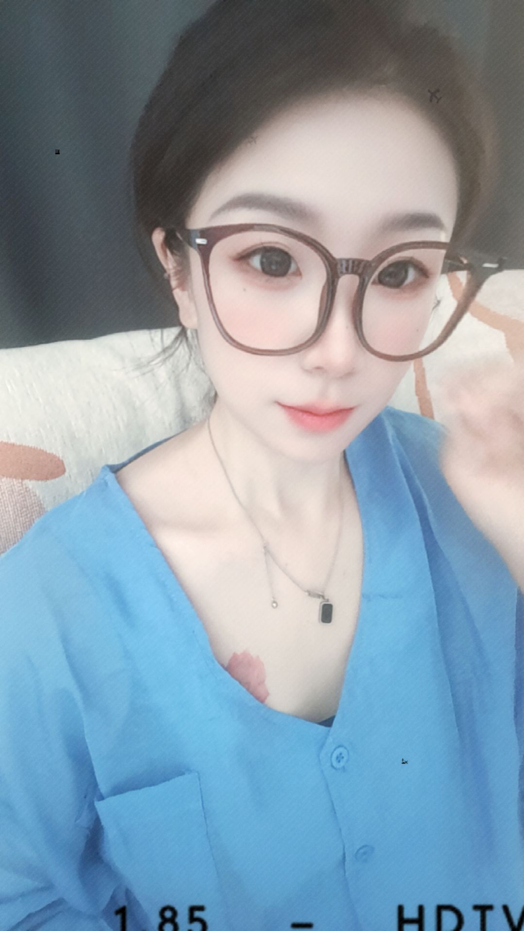 谁说素颜不能精致?这款护目眼镜框让你轻松出门!