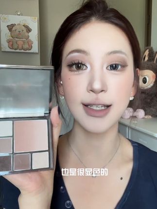 这一盘直接结你搞定卧蚕 下至 眼影 腮红 提亮 修容 一定要给我狠狠入,出门带上这一盘就够了!超级百搭消肿又纯欲#眼影盘 #消肿眼影盘 #春日妆容 #眼影盘推荐#修容盘
