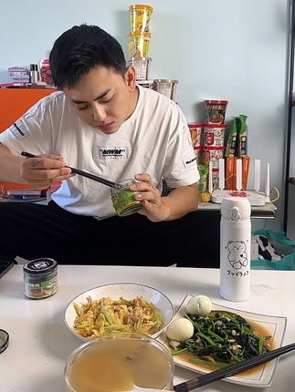 #早餐 年轻人一定吃早餐哦哈哈哈 早餐要吃好 晚餐要吃少