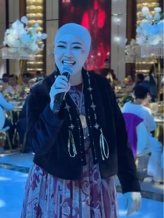 #哈萨克婚礼现场#哈萨克姑娘#哈萨克歌曲