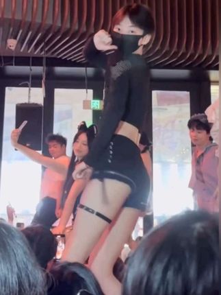 10.2~10.3一起冲公社!!!#wigglewiggle #kpop #hibhub公社 #氛围感 #嗨翻全场