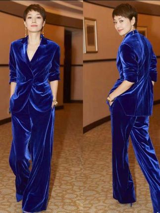 加大码春秋金丝绒套装 #时尚潮流穿搭 #加大码春秋金丝绒套装女,明星同款高端胖mm气质西装两件套女#休闲女装#时尚女装#优雅气质